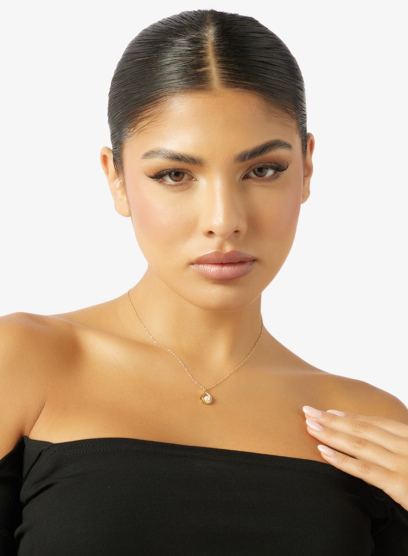 ELLA Gold Necklace With Pearl Detailing - Image 4